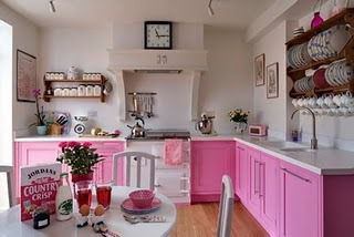 ピンクがかわいいキッチン グレースタイム